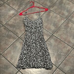 Black and White Patterned Women's Dress